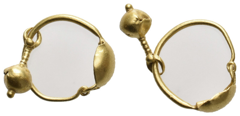 ANCIENT GREEK GOLD EARRING (CIRCA 3RD-1ST BC.)
Condition: See picture. No retur...