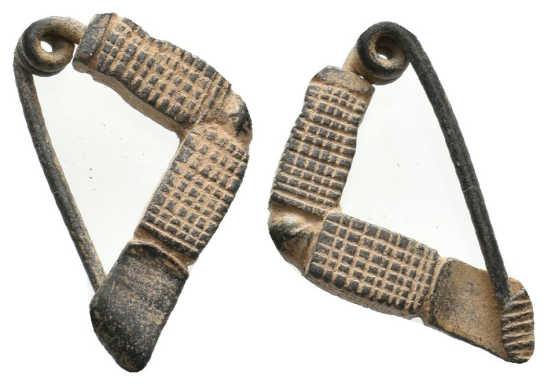 ANCIENT ROMAN BRONZE FIBULA (1ST- 3RD CENTURY AD)
Condition : See picture. No r...