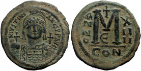 Justinian I (527-565), AE follis (Bronze, 40,1 mm, 23,0 g), Constantinople, 5th officina, dated RY 24=550/1.