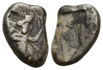 Kings of Persia (Achaemenids). AR Siglos (15mm, 5.3 g), c. 450-400 BC. Obv. The Great King, bearded, in "Knielauf" to right, holding bow and spear. Re...