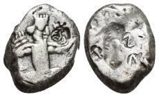 Great Kings of Persia. Darios II or Arteaxerxes III AR Siglos. (16mm, 5.4 g) Sardis c. 420-350. Persian king kneeling-running r., holding dagger and b...