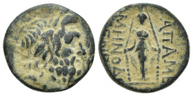 PHRYGIA Apameia 143-48 BC, AE (19mm, 7.1 g) Laureate head of Zeus to right. Rev: APAME // ΜΗΝΟΔΟ / ENEM - Cult statue of Artemis Anaitis facing.