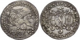 Alvise II Mocenigo doge CX, 1700-1709. Medaglia da un filippo per l’alleanza con il cantone dei Grigioni 1706, AR 27,04 g. Il leone di S. Marco, gradi...