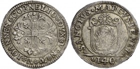 Giovanni II Corner doge CXI, 1709-1722. Scudo della croce, AR 31,66 g. IOANNES CORNELIO DVX VEN Croce ornata e fogliata, accantonata da quattro foglie...