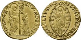 Alvise III Mocenigo doge CXII, 1722-1732. Zecchino, AV 3,50 g. ALOY MOCENI – S M VENET S. Marco nimbato, stante a s., porge il vessillo al doge genufl...