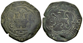 Catholic Kings (1474-1504). 4 maravedis. Cuenca. (Cal-135). (Rs-294). Ae. 7,45 g. Castle between C and patriarchal cross. Bowl between lion´s paws. VF...