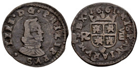 Philip IV (1621-1665). 8 maravedis. 1661. Coruña. R. (Cal-315). (Jarabo-Sanahuja-M142). Ae. 1,70 g. Scallop below the shield. Very rare. Choice F. Est...