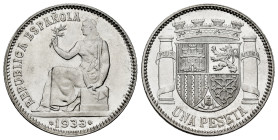 II Republic (1931-1939). 1 peseta. 1933*3-4. Madrid. (Cal-34). Ag. 4,98 g. Original luster. Mint state. Est...35,00. 

Spanish description: II Repúb...