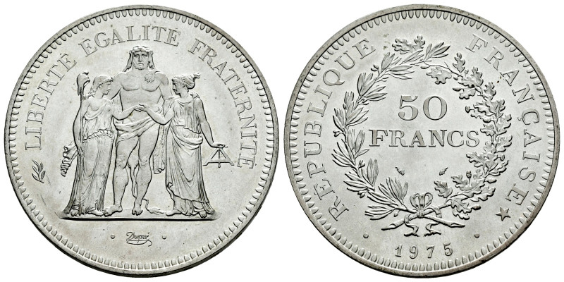 France. 50 francs. 1975. (Km-941.1). Ag. 30,04 g. Original luster. Mint state. E...