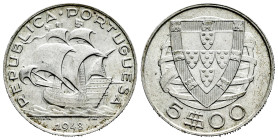 Portugal. 5 escudos. 1948. (Km-581). (Gomes-35.10). Ag. 7,05 g. AU. Est...25,00. 

Spanish description: Portugal. 5 escudos. 1948. (Km-581). (Gomes-...