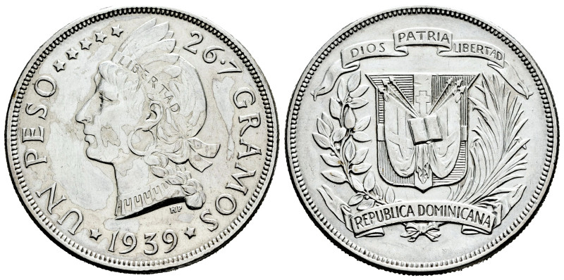 Dominican Republic. 1 peso. 1939. (Km-22). Ag. 26,63 g. Scratches on obverse. Cl...