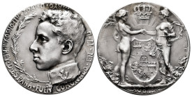 Centenary of the Peseta (1868-1931). Alfonso XIII (1886-1931). Medal. 1902. (He-3). Ag. 17,33 g. Coronation in Madrid. Engraver: M(ariano) Benlliure a...