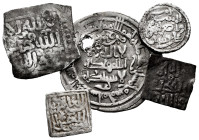Lot of 5 Hispano-Arab coins. Containing Dirham Al-Hakam II 355H, Quirat of Alí Ibn Yusuf with Tashfin, 1/4 Almohad Dirham and 1/2 Nasrid Dirham of Gra...
