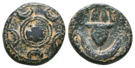 Greek Coins. 4th - 3rd century B.C. AE Reference: 

Condition: Very Fine

 Weight: 3.6 gr Diameter: 15.5