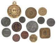 Nederland. Z.j. Lot (14) Tokens.
O.a. Een brandspuitpenning en gevangenisgeld. 105,79 g.