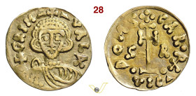 (§) BENEVENTO GRIMOALDO III, Principe (0788-806) Tremisse a nome suo e di Carlo Magno (788-792) D/ Busto frontale con globo crucigero R/ Croce potenzi...