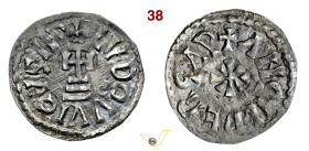 (§) BENEVENTO LUDOVICO II (0867-870) Denaro, a nome di Ludovico e Angilberga D/ Croce potenziata su gradini R/ Piccola croce MIR 244 CNI 42/47 Ag g 0,...