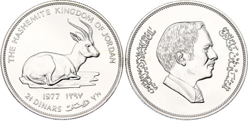 Jordan 2-1/2 Dinars 1977 AH 1397
KM# 31; Schön# 33; N# 43290; Silver; Hussein b...