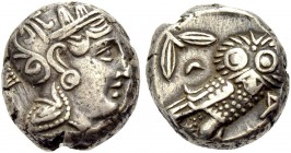 GRIECHISCHE MÜNZEN 
 ATTIKA 
 ATHEN 
 Tetradrachmon, ca. 317-229 v. Chr. Kopf der Athena in einem mit Palmen geschmückten Helm n. r. Rv. Eule n. r....