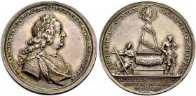 RÖMISCH-DEUTSCHES REICH 
 FRANZ I., 1745-1765 
 Medaille 1765 (von A. Widemann) auf seinen Tod. Geharnischtes Brustbild r. Rv. Seine Büste r. an der...