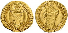 Roma. Niccolò V (Tommaso Parentucelli), 1447-1455. Ducato papale, AV 3,52 g. + NICOLAVS – PP QVINTVS Stemma sormontato da triregno, entro cornice quad...