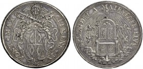 Roma. Clemente IX (Giulio Rospigliosi), 1667-1669. Piastra, AR 31,96 g. CLEMENS IX – PONT MAX Stemma sormontato da triregno e chiavi decussate con cor...