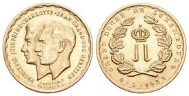 Luxemburg 1953 Charlotte, 1919-1964. Goldmedaille zu 20 Francs , von Ed. Goergen und O. de Clerck, auf ihre Hochzeit mit dem Kronprinzen Jean am 9. Ap...
