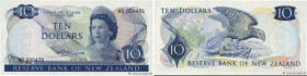 Country : NEW ZEALAND 
Face Value : 10 Dollars Petit numéro 
Date : (1967) 
Period/Province/Bank : The Reserve Bank of New Zealand 
Catalogue referenc...
