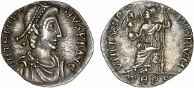 THÉODOSE I (379-395)
Silique : Rome assise sur une cuirasse à gauche, tenant un globe surmonté d'une Victoire & un sceptre
TR PS - TTB 45 (TTB++)
A...