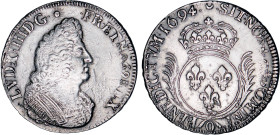 LOUIS XIV le Grand (1643-1715)
Écu aux palmes
1694 O - TTB 45 (TTB++)
rf, Très Rare !!, léger nettoyage


DR 338, D 1520-1520a, GR 217, Dav# 381...