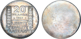 20 FRANCS
20 FRANCS type Turin (argent)
1929 - FDC 65 (FDC)
Essai uniface R/: - Rarissime !!!
Gadoury, Taillard # 199.2

G 852, F 400, KM# 879
...