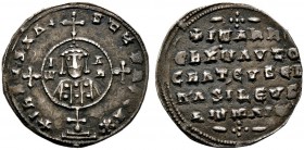 Johannes I. Tzimiskes 969-976. Miliaresion -Constantinopolis-. Stufenkreuz mit Christusmedaillon / Fünf Zeilen Schrift. Sommer 39.3.1, DOC 7a, Sear 17...