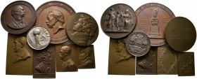 Lots. MEDAILLEN. 8 Stücke: Medaillen und Plaketten. Silberne Prämienmedaille des Deutsch-österreichisch-ungarischen Geflügelzüchterverbandes, große Br...