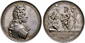 Baden-Baden. Ludwig Wilhelm 1677-1707. Silbermedaille 1693 von P.H. Müller, auf den Feldzug am Oberrhein. Brustbild im Harnisch nach rechts / Der nach...