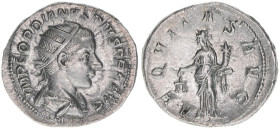 Gordianus III. Pius 238-244
Römisches Reich - Kaiserzeit. Antoninian. AEQVITAS AVG
Rom
3,85g
Kampmann 72.05
vz-