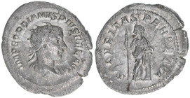 Gordianus III. Pius 238-244
Römisches Reich - Kaiserzeit. Antoninian. SECVRITAS PERPETVA
Rom
4,03g
Kampmann 72.47
ss/vz