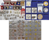 Alle Welt: Ein Album und diverse Etuis und lose Münzen und Medaillen aus aller Welt. Darunter auch bisschen Silber gesichtet, zum Beispiel Jugoslawien...