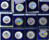 Alle Welt: Lot mit 12 Farbmünzen, überwiegend aus Palau und aus der Serie Marine Life Protection. Dabei 8 x CuNi Münzen und 4 x Silbermünzen. Neben Pa...