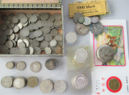 Deutschland: Vom Kaiserreich bis zur EU. Partie mit diversen Münzen, überwiegend DM 5er und 10er, eine Zigarrenkiste mit Kleinmünzen aus dem Kaiserrei...