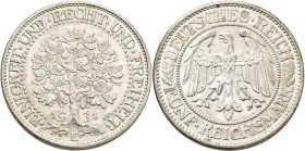 Weimarer Republik: 5 Reichsmark 1931 E, Eichbaum, Jaeger 331. Kleine Kratzer, sonst vorzüglich.
 [differenzbesteuert]