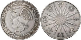 Medaillen alle Welt: Europa: Silbermedaille 1957, auf die Europäische Zahlungsunion 1950-1957, Randschrift: ”BAYER HAUPTMÜNZAMT FEINSILBER”, 50 mm, 47...