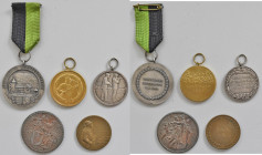 Medaillen Deutschland: Schützenmedaillen: Lot 5 Stück, Wien, Bronzemedaille 1884 von Anton Scharff, der Schützengesellschaft der Künstlergenossenschaf...