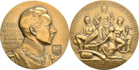 Medaillen Deutschland - Geographisch: Berlin: Bronzemedaille 1907 vom A.M. Wolff, auf die deutsche Armee-, Marine- und Kolonialausstellung. Büste Kron...