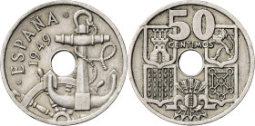 1949*1951. Franco. 50 céntimos. (AC. 21). Haz de flechas invertido. 3,99 g. EBC-.