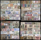 Lote de 425 billetes aproximadamente, extranjeros de diversos valores y épocas. A examinar. BC/EBC+.
