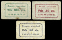 Guadahortuna (Granada). Consejo Municipal. 25, 50 céntimos y 1 peseta. (KG. 395) (RGH. 2745 a 2747). 3 cartones, todos los de la localidad. Muy raros....
