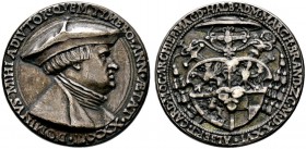 Mainz, Erzbistum. Albrecht von Brandenburg 1514-1545. Silbermedaille 1526 unsigniert (wohl aus der Werkstatt von Matthes Gebel). Brustbild mit Birett ...