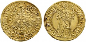 Nürnberg, Stadt. Goldgulden o.J. (nach 1552). Nach links blickender, nimbierter Adler mit einem "N" auf der Brust / St. Laurentius stehend von vorn mi...