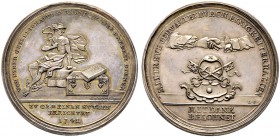 Nürnberg, Stadt. Weitere Marken und Medaillen. Silberne Prämienmedaille 1742 (geprägt 1762) von G.F. Loos, der Hilfskasse der Handlungsdiener. Merkur ...