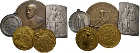 Nürnberg, Stadt. Weitere Marken und Medaillen. Lot (38 Stücke): Kleine Sammlung von Medaillen, Plaketten und tragbaren Abzeichen zum Thema Gesangsvere...